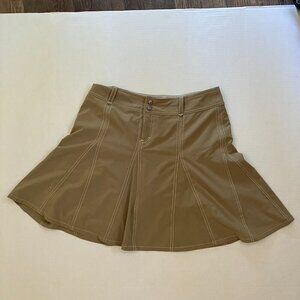 Athleta A line skirt with slimming dart front beige size 8p